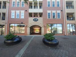 featured image of 325 Hay St