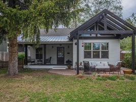 featured image of 1161 Nw Federal St