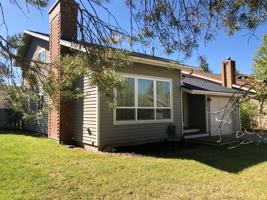 featured image of 930 Williamstown Ct