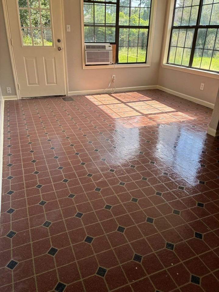 21 Byron Rd - Photo 3 of 11