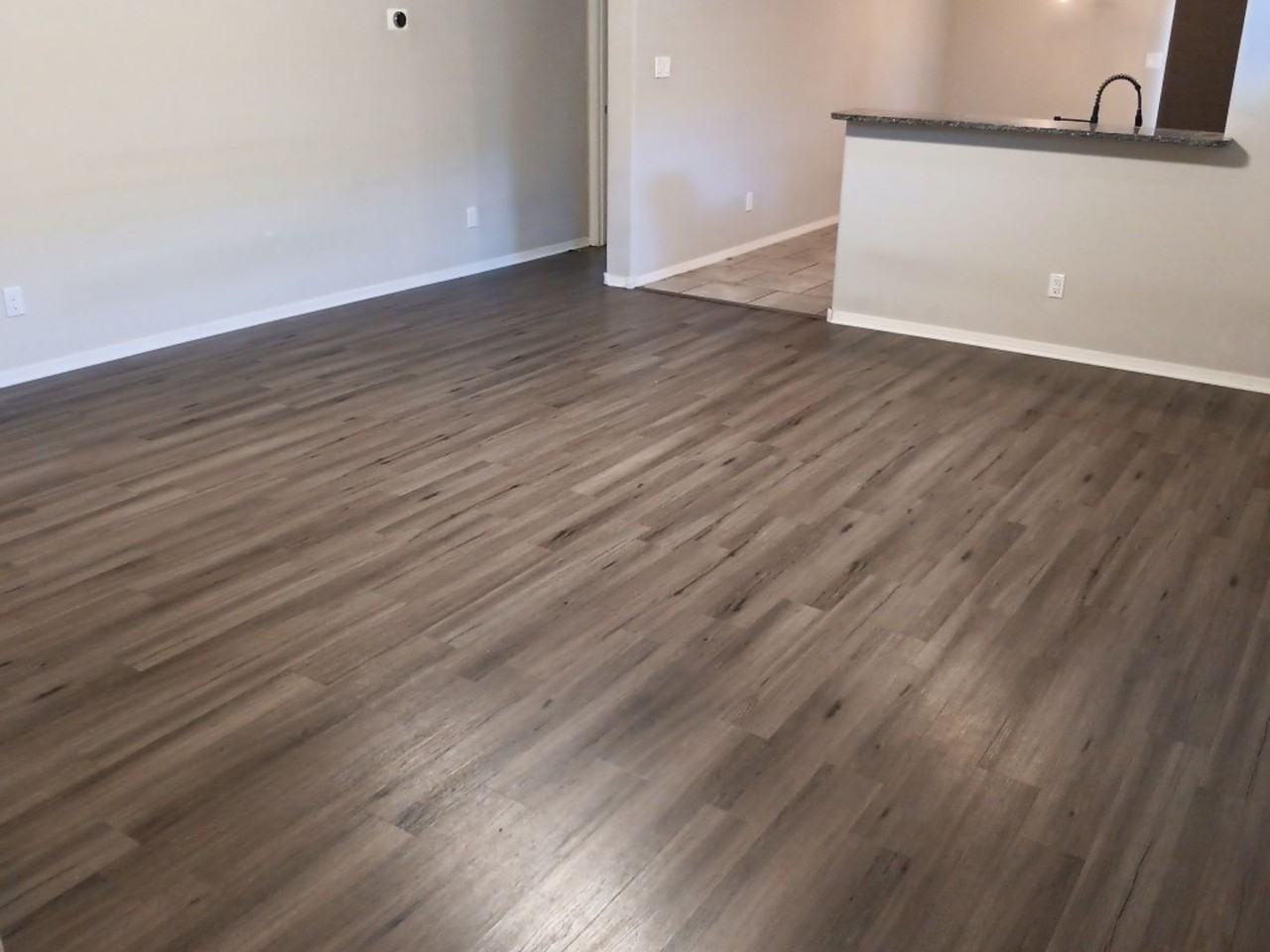 6705 Kayser Mill Rd Nw - Photo 5 of 17
