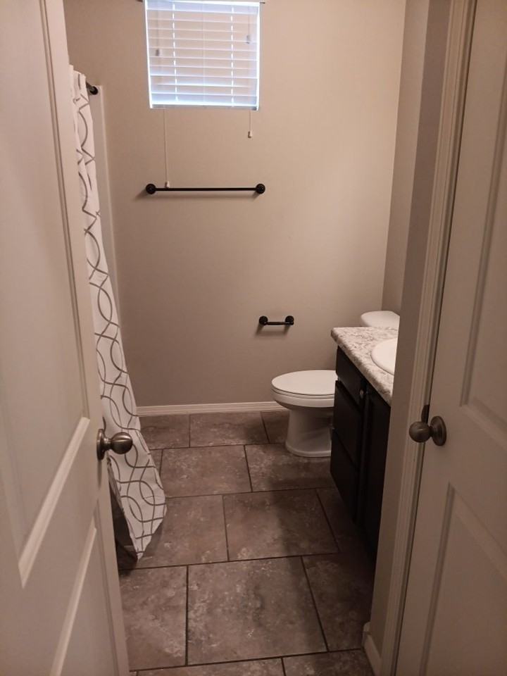 6705 Kayser Mill Rd Nw - Photo 7 of 17