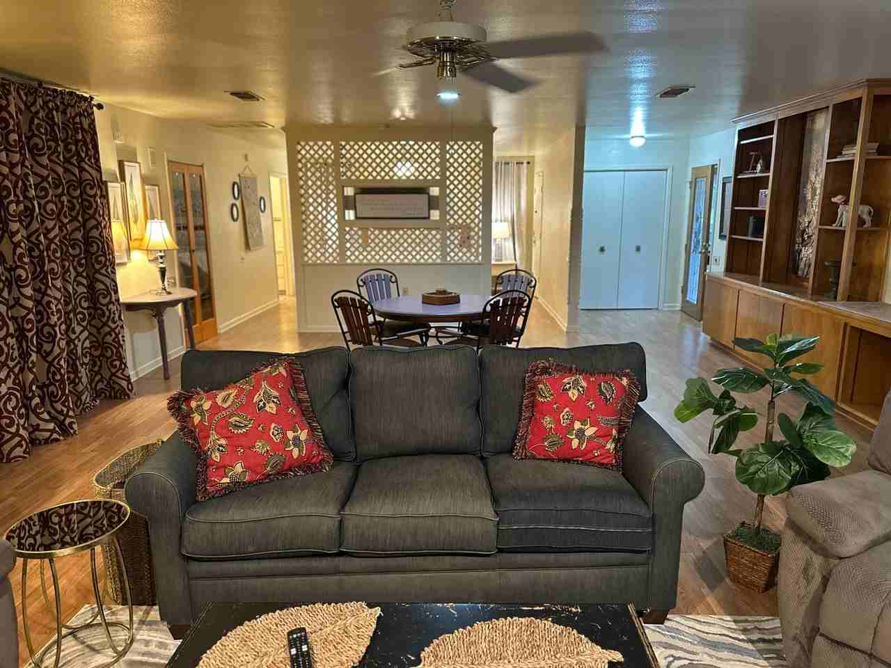 2301 Post Oak Rd #B - Photo 2 of 28