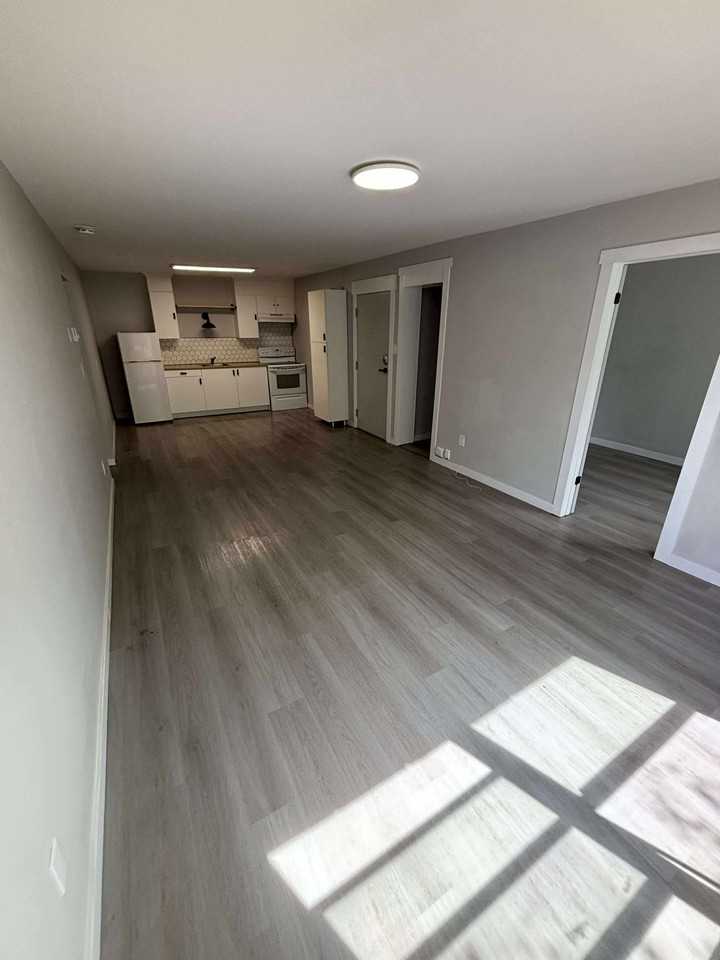 30 Parkwood Dr #24 - Photo 2 of 10