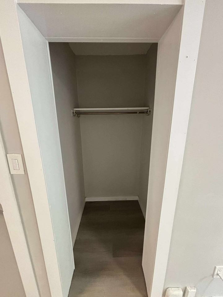 30 Parkwood Dr #24 - Photo 3 of 10