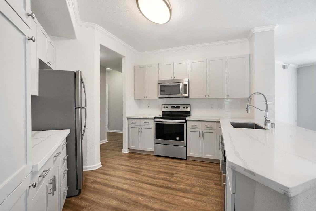 1555 Galindo St - Photo 4 of 23