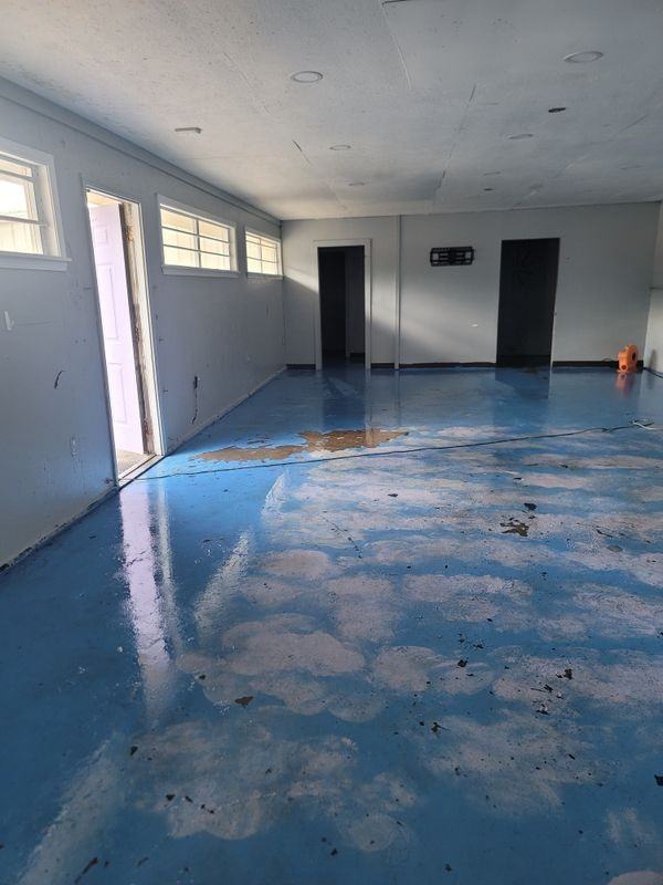 8700 Colonel Glenn Rd - Photo 2 of 9