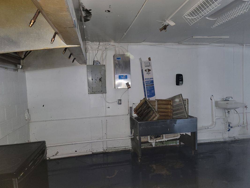 8700 Colonel Glenn Rd - Photo 4 of 9