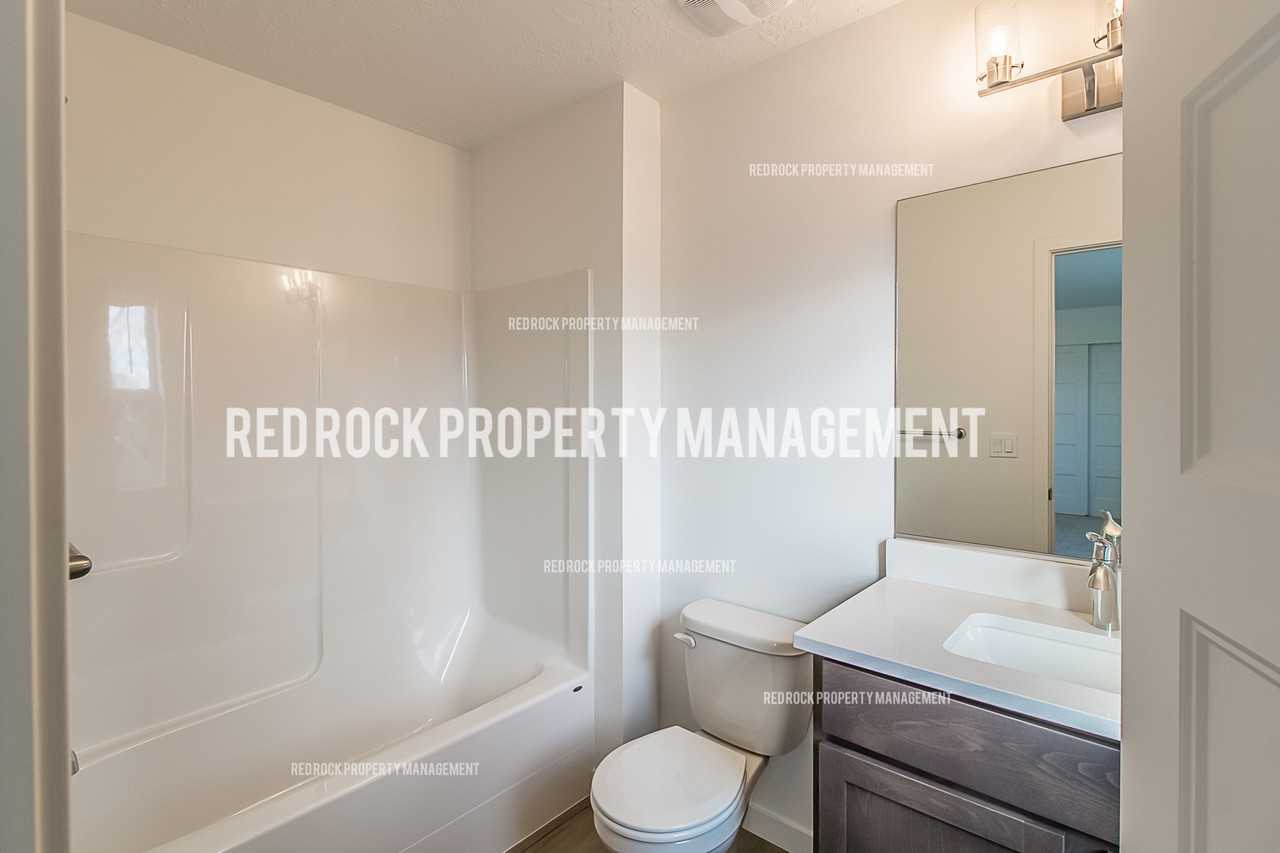 1118 N Davis Ln - Photo 6 of 32