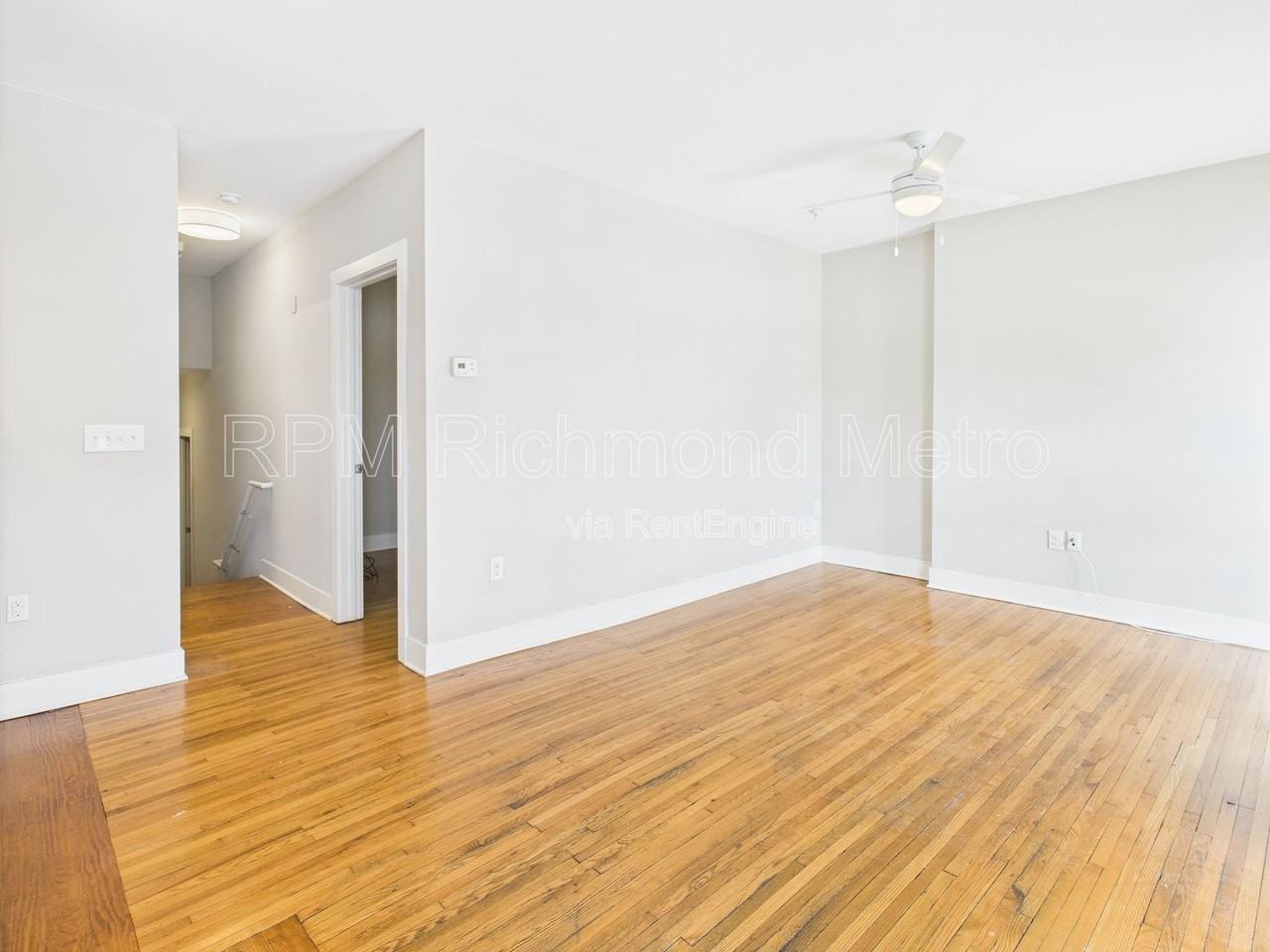 22 E Broad St #201 - Photo 5 of 13