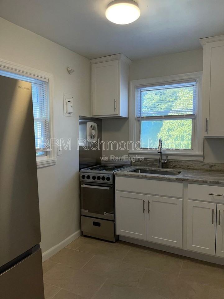 602 E Brookland Park Blvd #2 - Photo 4 of 16