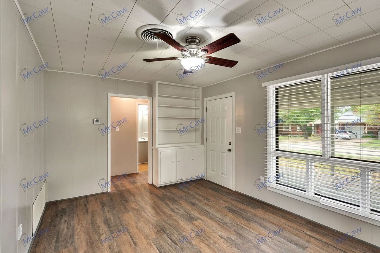 4341 Mccutchen Ave - Photo 4 of 19