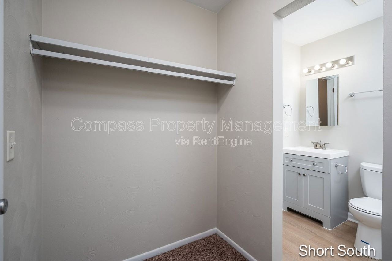 1605 Bacon Ave #10 - Photo 6 of 14