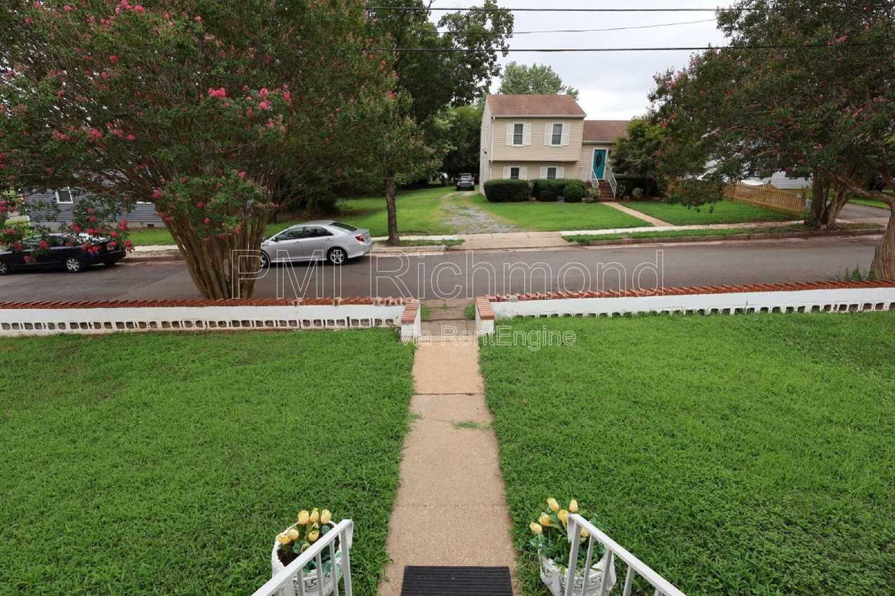 1806 Powhatan St - Photo 5 of 26