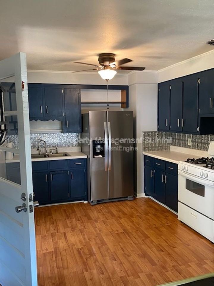 302 Archer St - Photo 6 of 22
