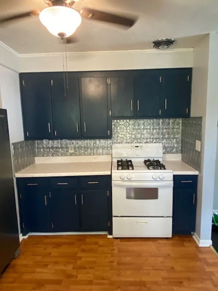 302 Archer St - Photo 7 of 22