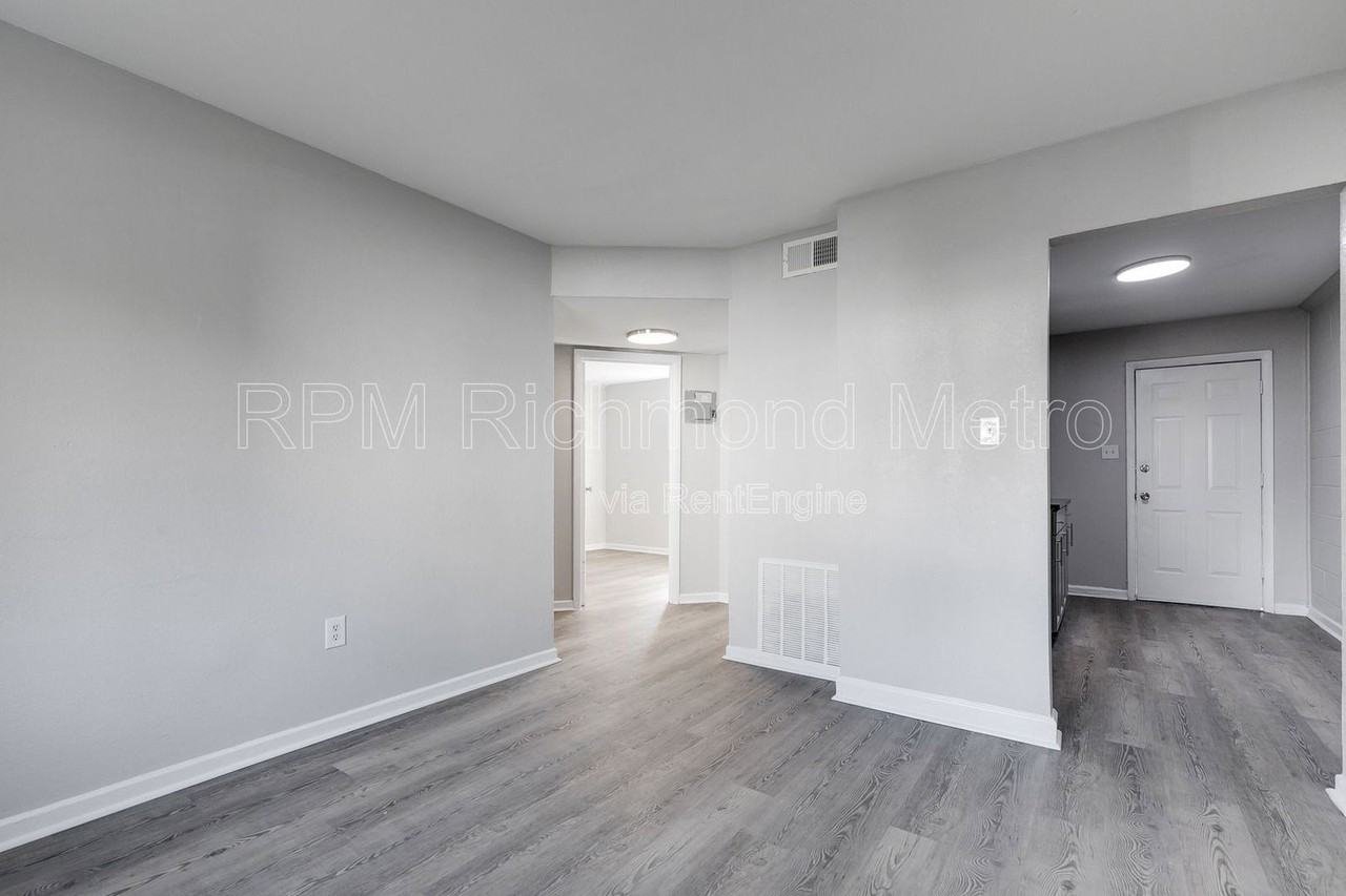 1901 Whitcomb St #5 - Photo 4 of 9
