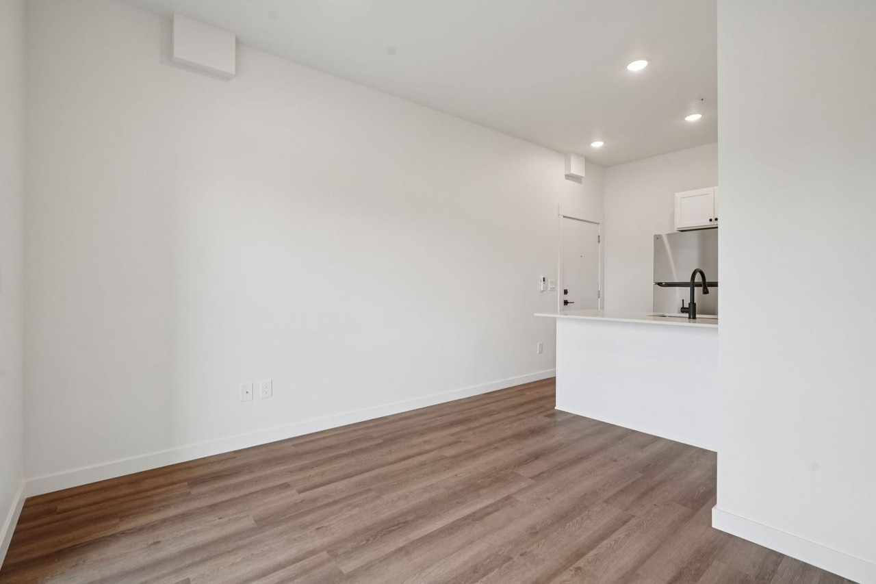 River Park Apartments - Photo 4 of 14