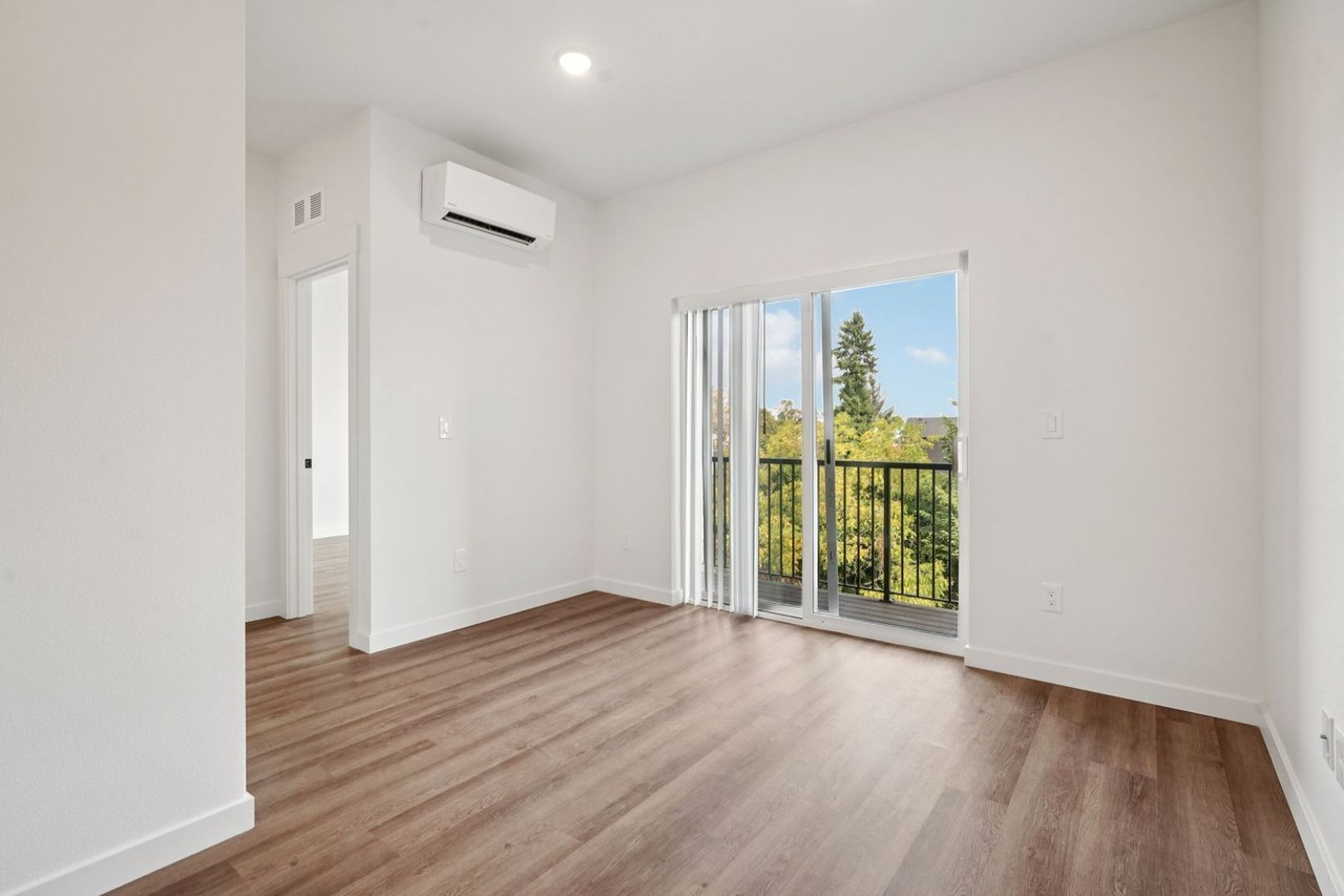 River Park Apartments - Photo 6 of 14