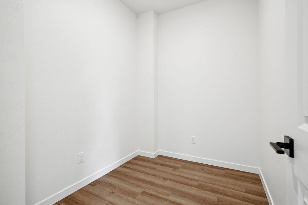 River Park Apartments - Photo 7 of 14