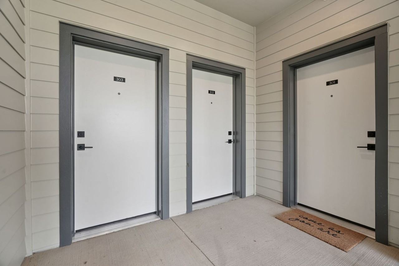 River Park Apartments - Photo 2 of 24