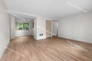 285RK - Wellington Square - Photo 1 of 1