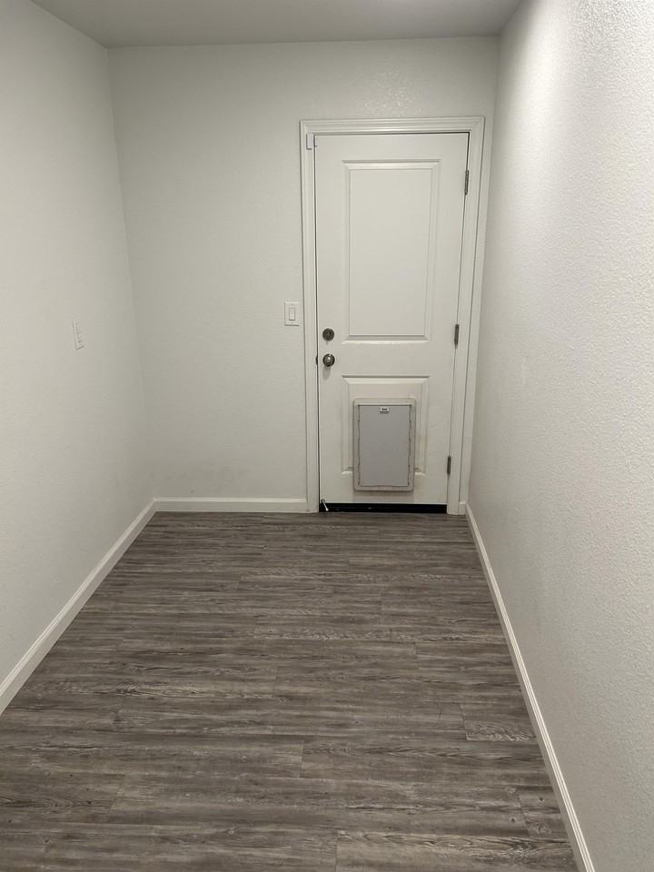 2644 Ladera Dr - Photo 2 of 10