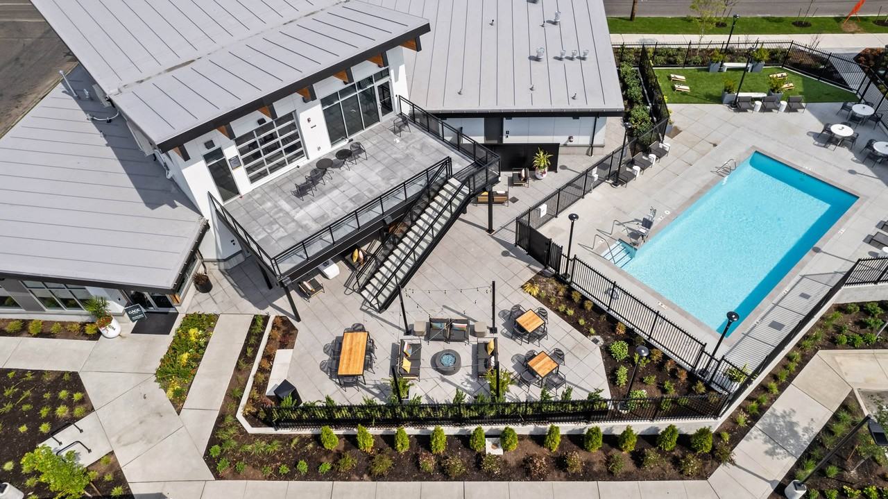 Gage On Sixth - Photo 2 of 50