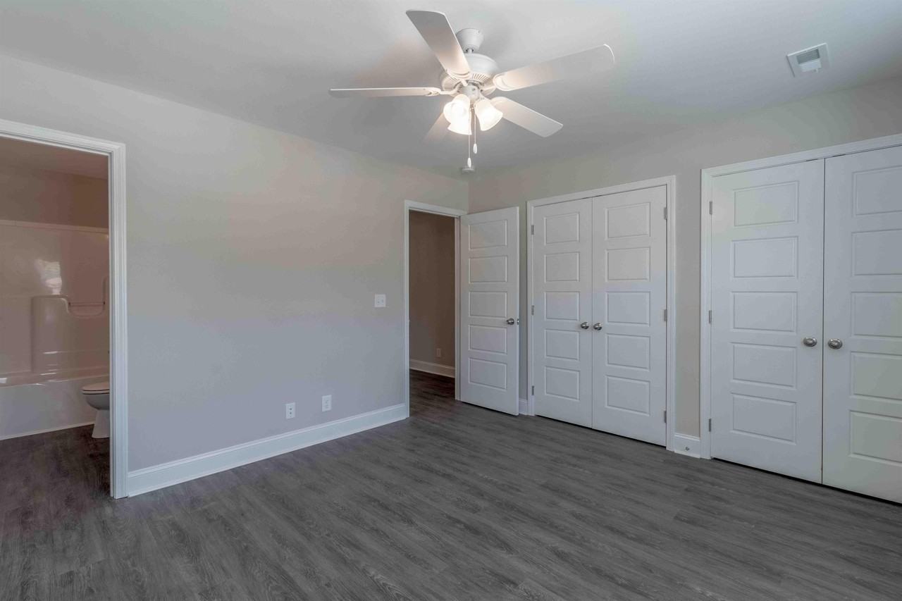 291 Smithson Ln #B - Photo 2 of 13