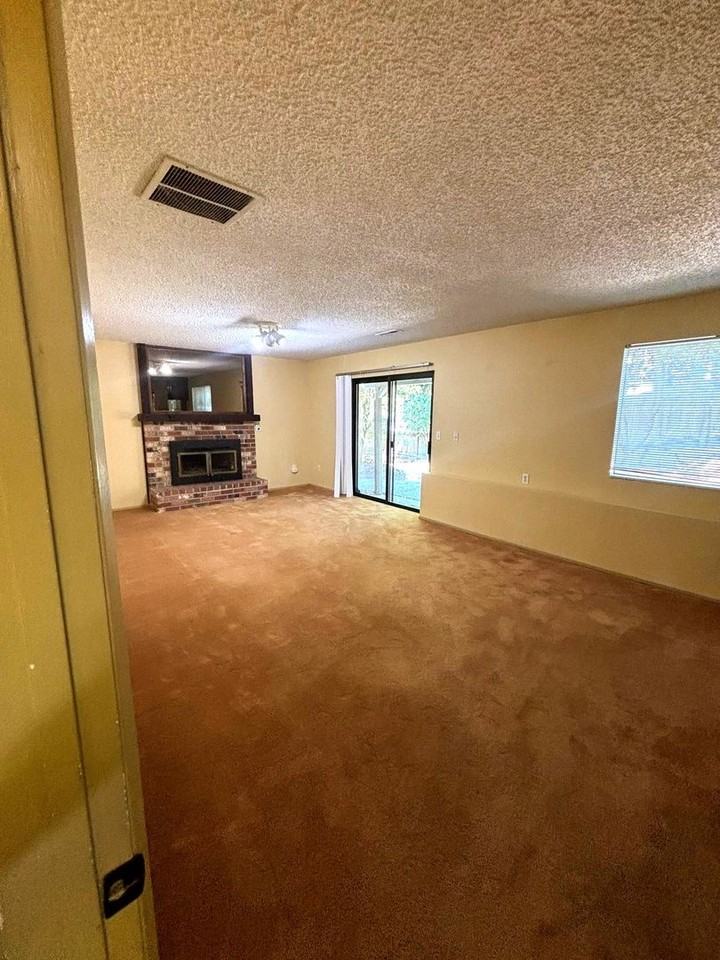 4348 190th Ave Se - Photo 6 of 19