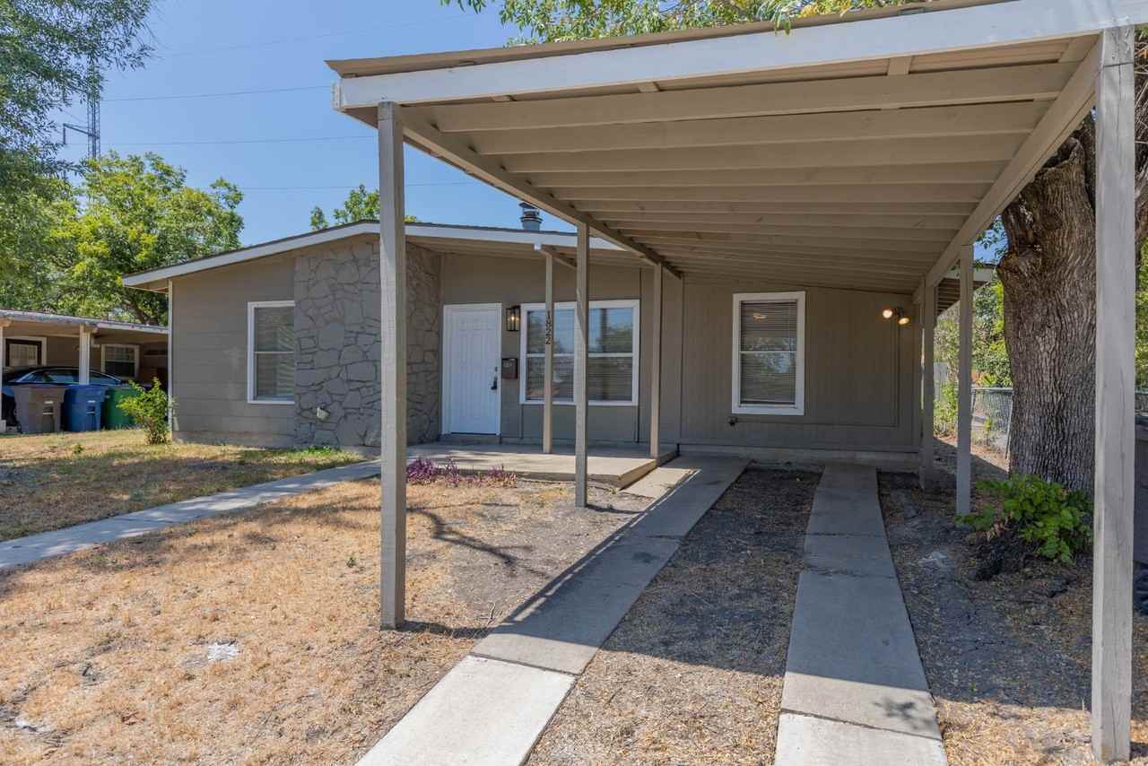 1822 Arroya Vista Dr - Photo 2 of 28