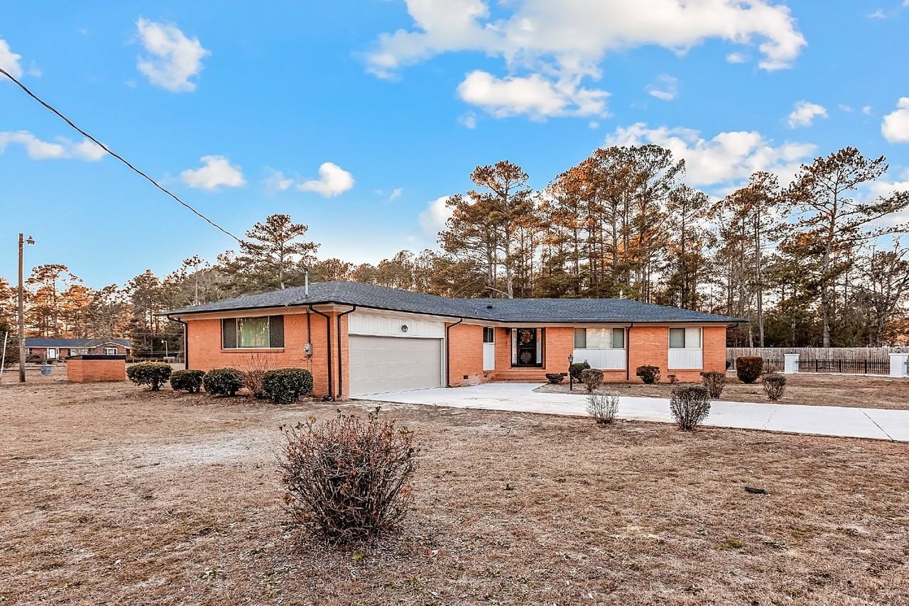 554 Snowhill Rd - Photo 2 of 29