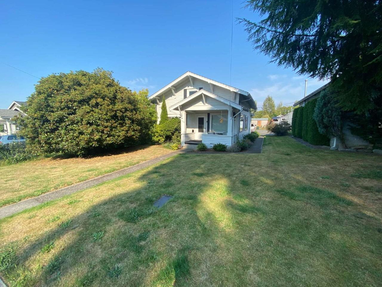 1710 James St - Photo 2 of 19