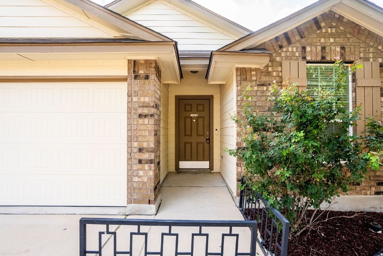 3558 Glacier Lk - Photo 2 of 36