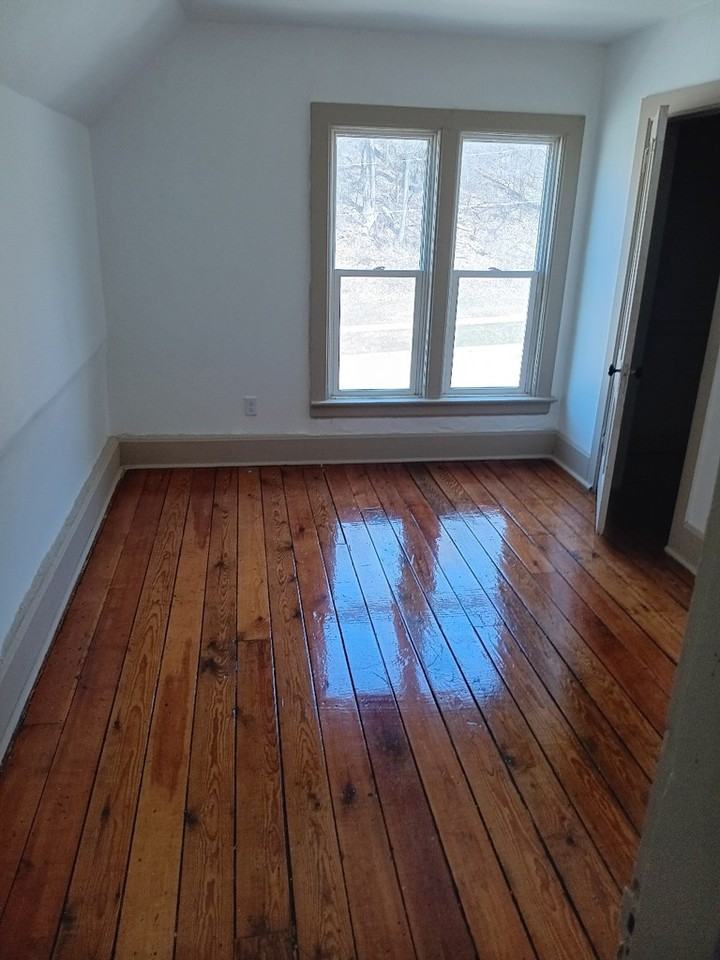 1014 Bush St #2 - Photo 2 of 6