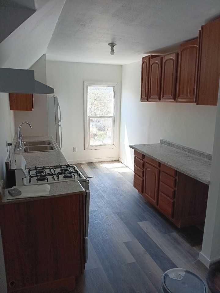 1014 Bush St #2 - Photo 3 of 6