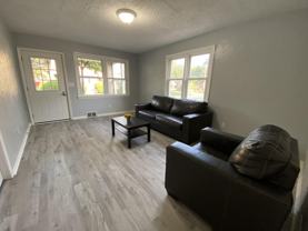 424 S 6th St - Photo 1 of 1