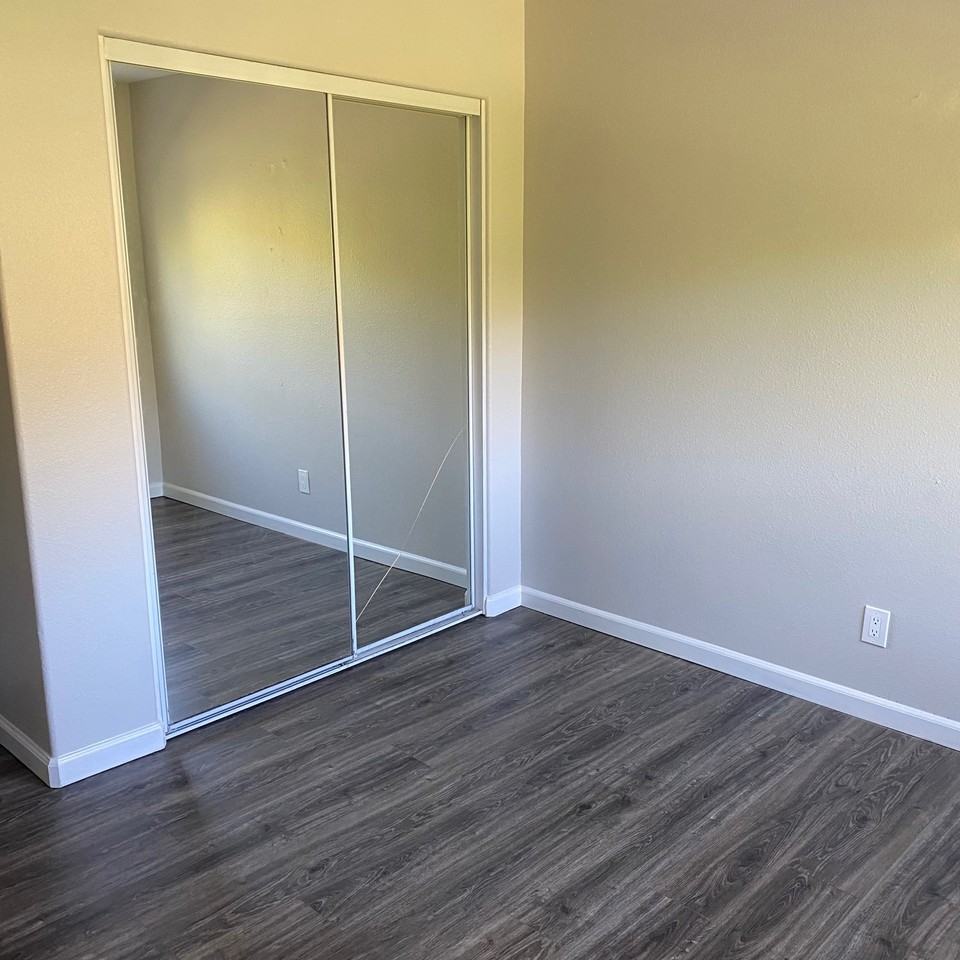 5014 Auburn Dr #3 - Photo 6 of 10