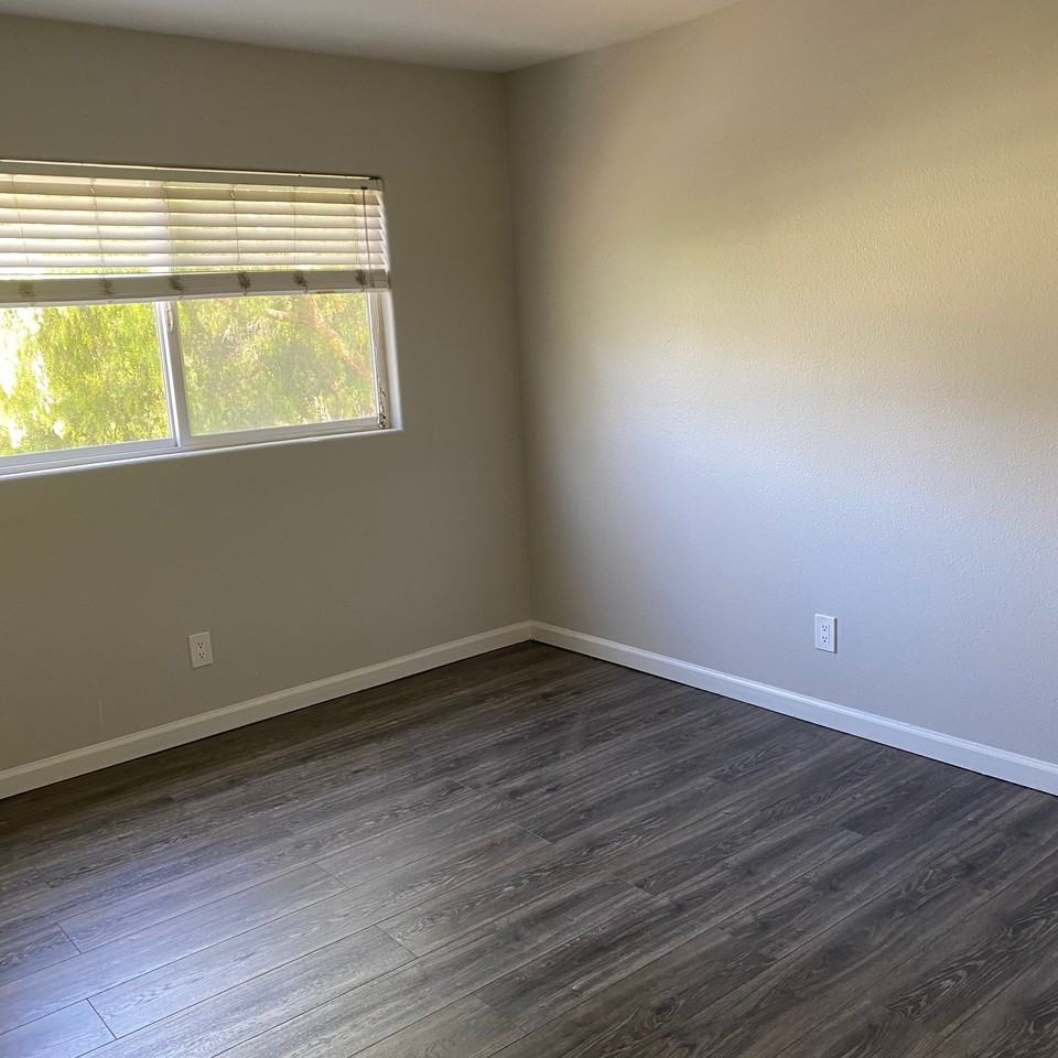 5014 Auburn Dr #3 - Photo 7 of 10