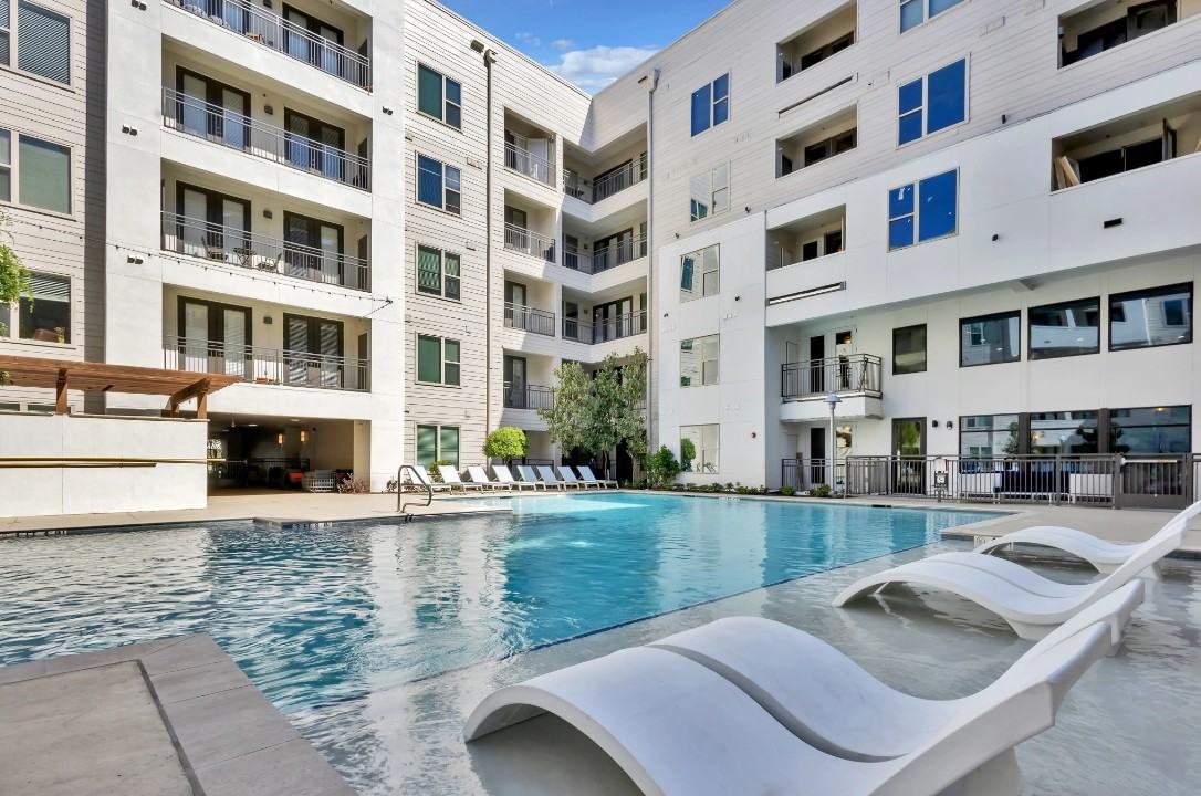 6000 Live Oak St #5317A - Photo 2 of 17