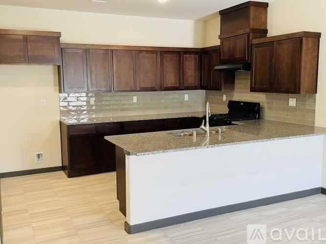 3911 Fillmore Ave #A - Photo 3 of 8