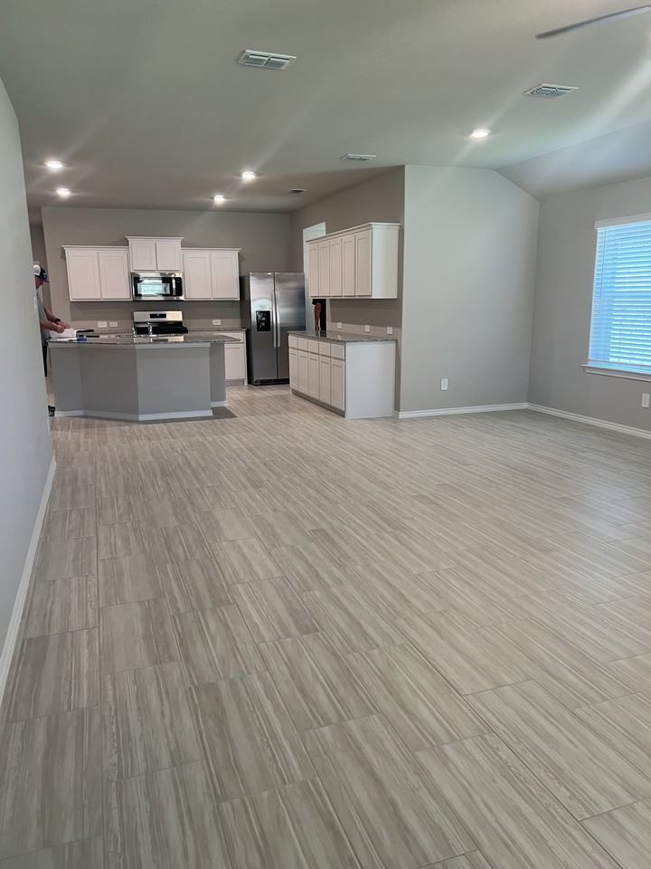 1028 Ingalls Park Ln #NA - Photo 4 of 8