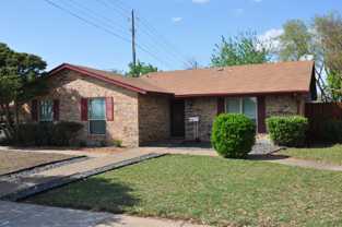 2101 Deerfield Dr #NA - Photo 1 of 1