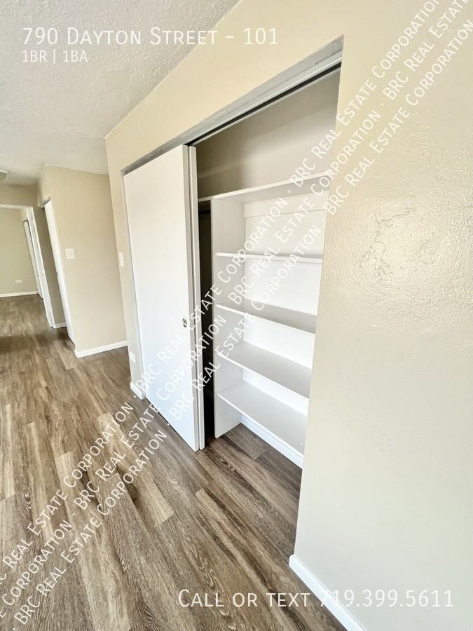 Bonneville Apts - Photo 5 of 8