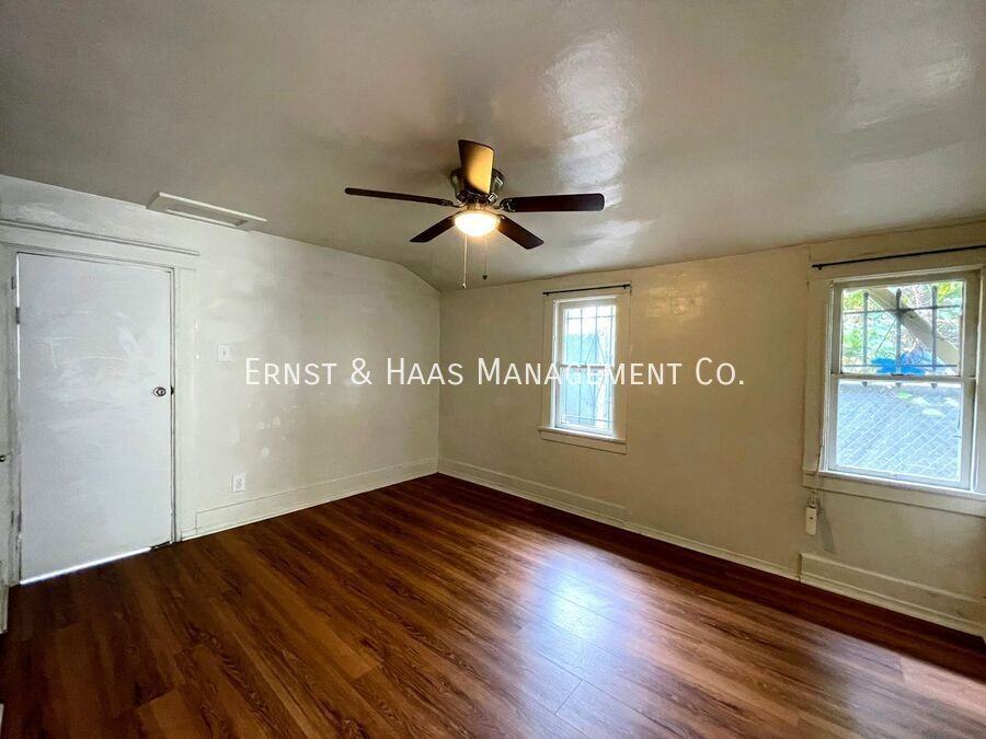 2244 Atlantic Ave - Photo 3 of 8