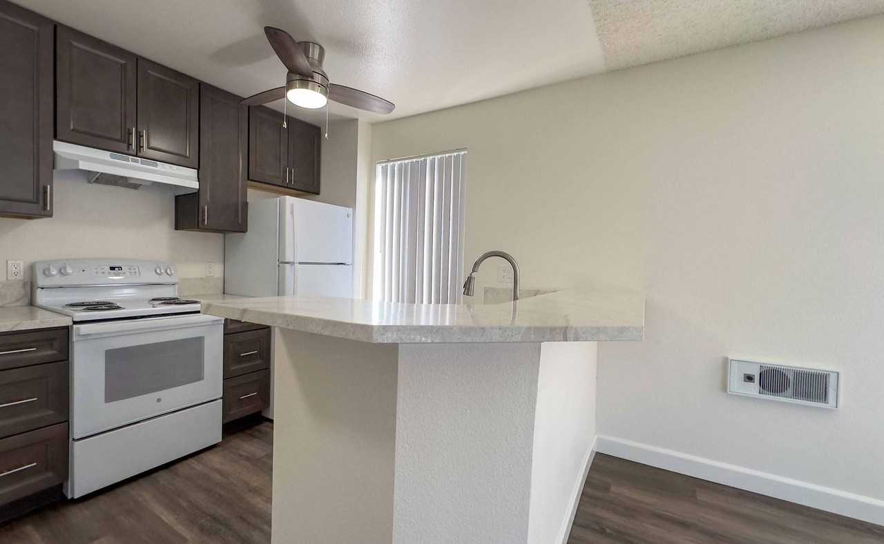 Summerfield Villas - Photo 3 of 25