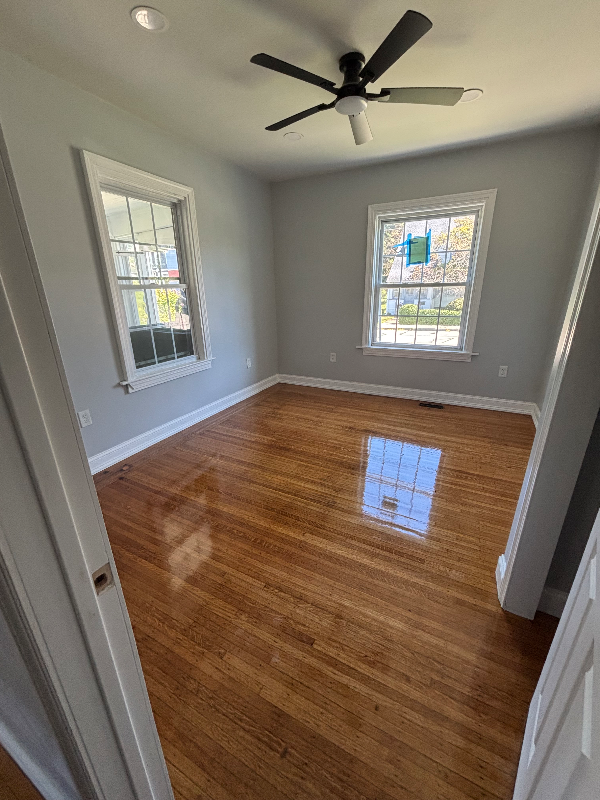 49 Capen St #1 - Photo 2 of 5