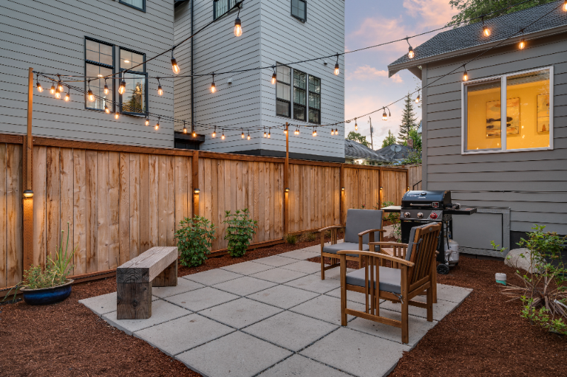 6404 47th Ave Sw - Photo 6 of 17