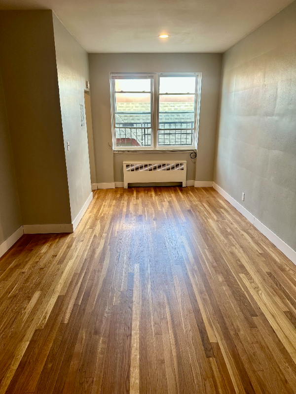 85 Easton Ave #4D