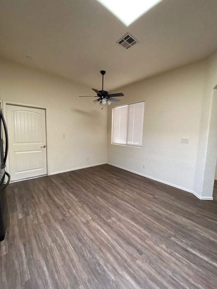 4032 Canterra Arc - Photo 7 of 14